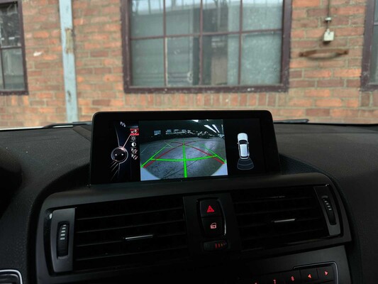 BMW M135i High Executive 1-Serie 320pk 2013 (handgeschakeld), XT-751-F