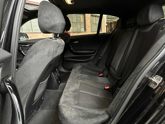 BMW M135i Centennial High Executive 1-serie 326pk 2016, J-630-FN