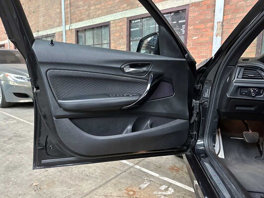 BMW M135i Centennial High Executive 1-serie 326pk 2016, J-630-FN