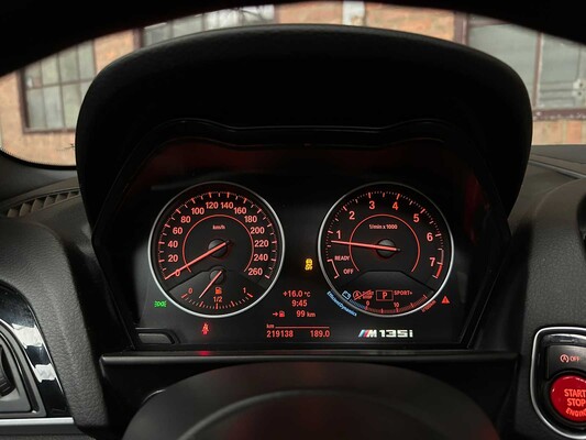 BMW M135i Centennial High Executive 1-serie 326pk 2016, J-630-FN