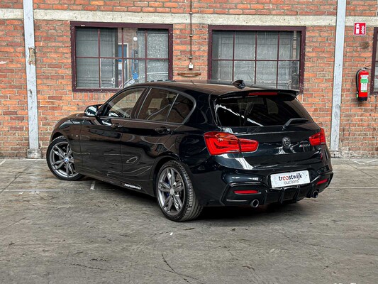 BMW M135i Centennial High Executive 1-serie 326pk 2016, J-630-FN