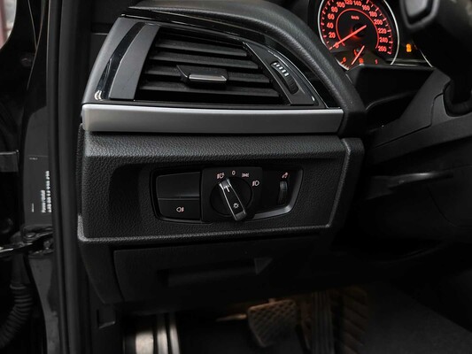 BMW M135i Centennial High Executive 1-serie 326pk 2016, J-630-FN