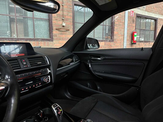 BMW M135i Centennial High Executive 1-serie 326pk 2016, J-630-FN