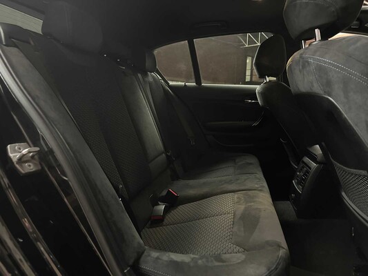 BMW M135i Centennial High Executive 1-serie 326pk 2016, J-630-FN