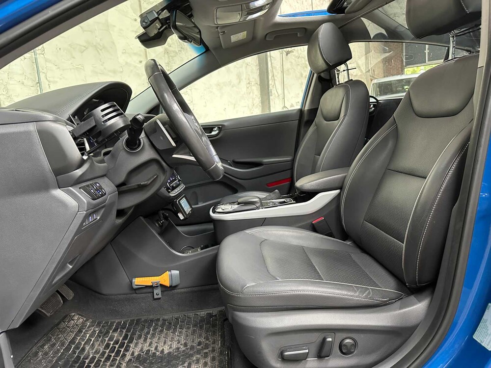 Hyundai IONIQ Premium EV 120pk 2018, RL-739-S