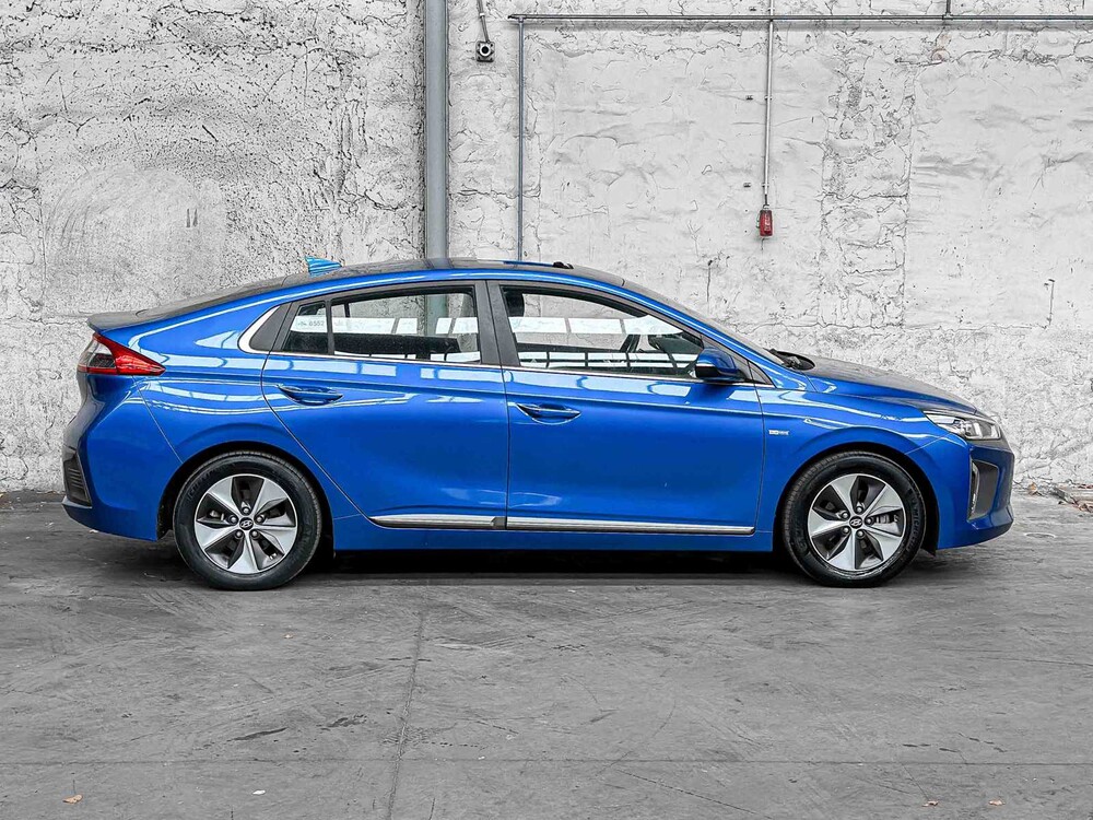 Hyundai IONIQ Premium EV 120pk 2018, RL-739-S