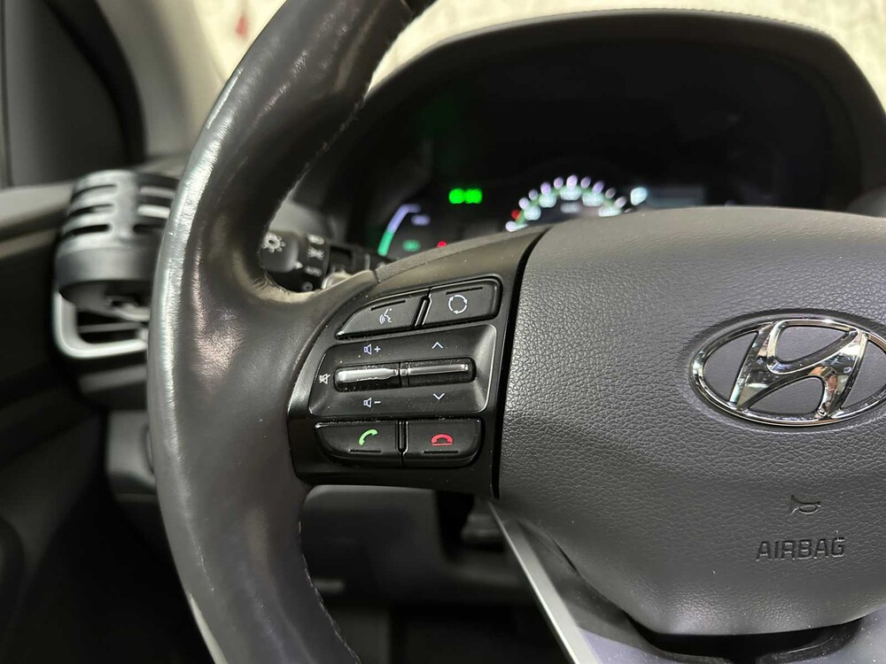 Hyundai IONIQ Premium EV 120pk 2018, RL-739-S