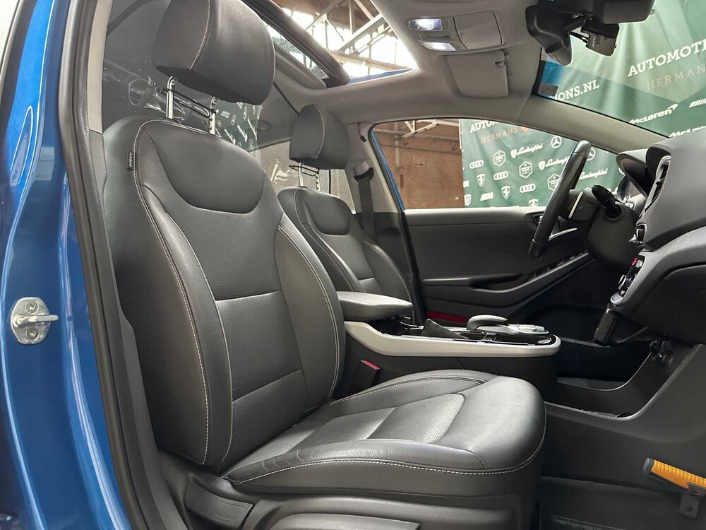 Hyundai IONIQ Premium EV 120pk 2018, RL-739-S