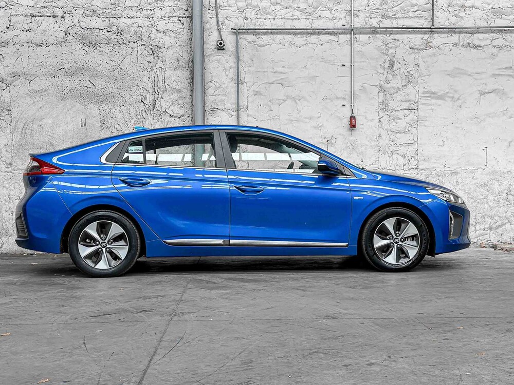 Hyundai IONIQ Premium EV 120pk 2018, RL-739-S
