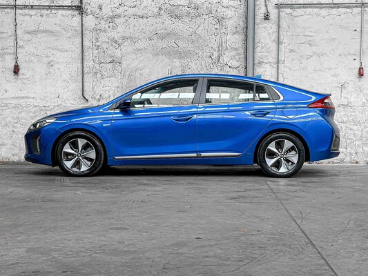 Hyundai IONIQ Premium EV 120pk 2018, RL-739-S