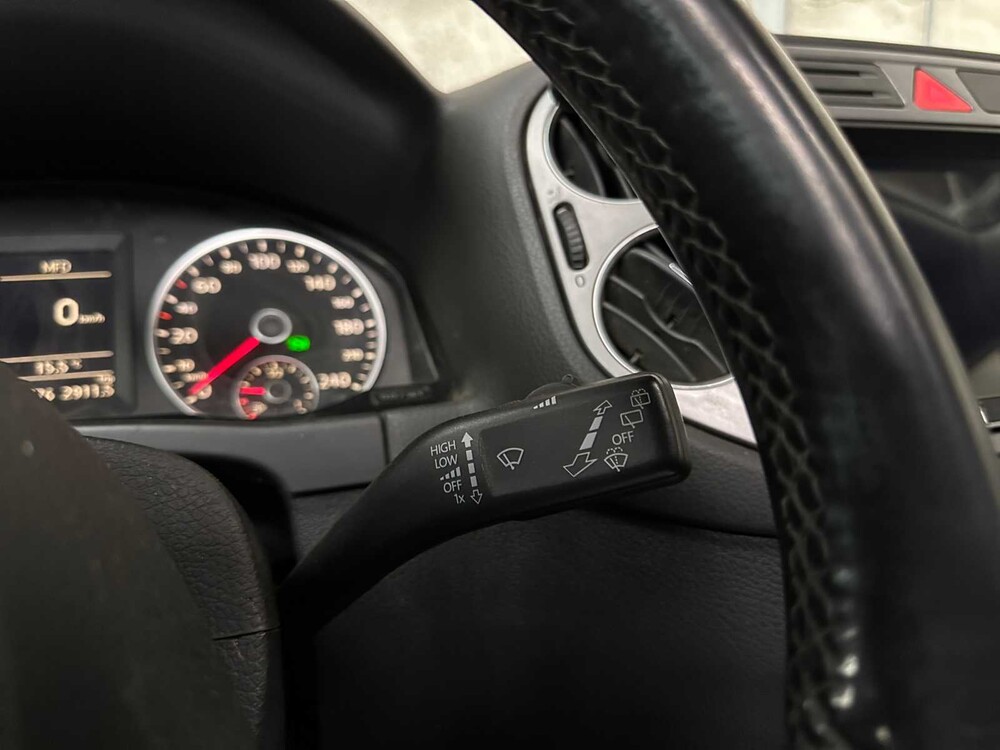 Volkswagen Tiguan 2.0 TSI Sport&St.4M 200pk 2012, L-502-JN