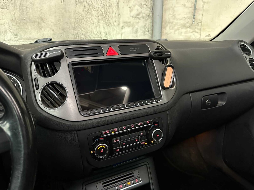 Volkswagen Tiguan 2.0 TSI Sport&St.4M 200pk 2012, L-502-JN