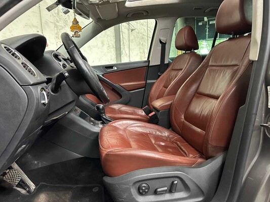 Volkswagen Tiguan 2.0 TSI Sport&St.4M 200pk 2012, L-502-JN