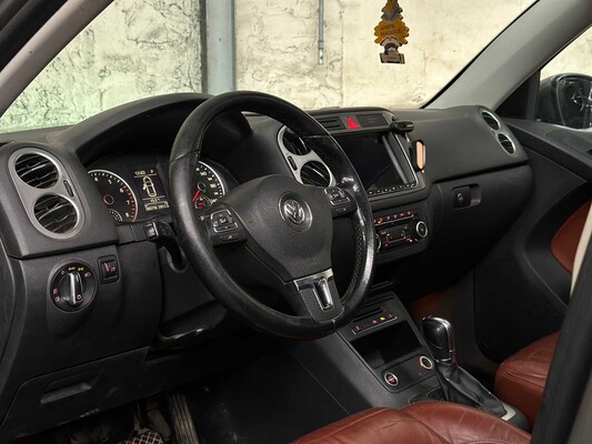 Volkswagen Tiguan 2.0 TSI Sport&St.4M 200pk 2012, L-502-JN