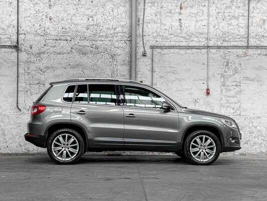 Volkswagen Tiguan 2.0 TSI Sport&St.4M 200pk 2012, L-502-JN