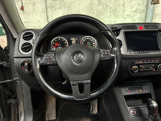 Volkswagen Tiguan 2.0 TSI Sport&St.4M 200pk 2012, L-502-JN