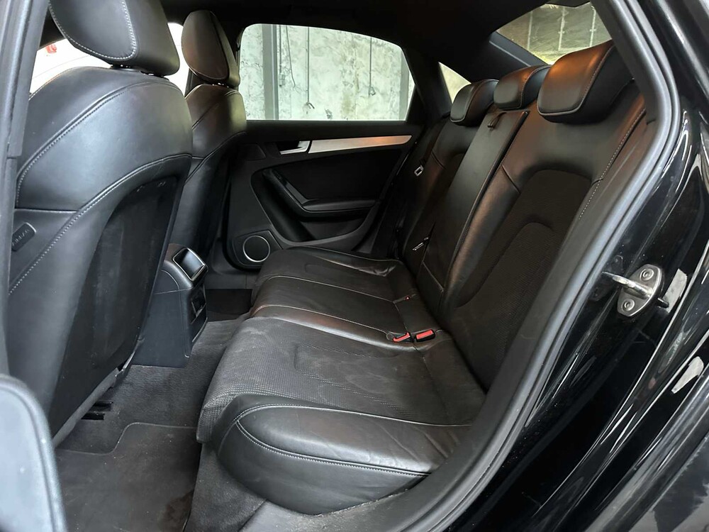 Audi A4 Limousine 2.0 TFSI quattro Pro Line S 211pk 2010 (Org-NL), 77-LXF-2