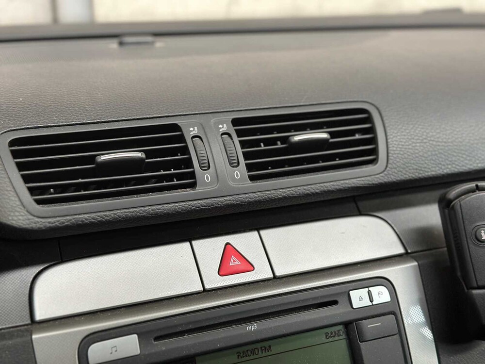 Volkswagen Passat Variant 2.0 FSI Comfortl.Bns 150pk 2007, 55-TZ-XV