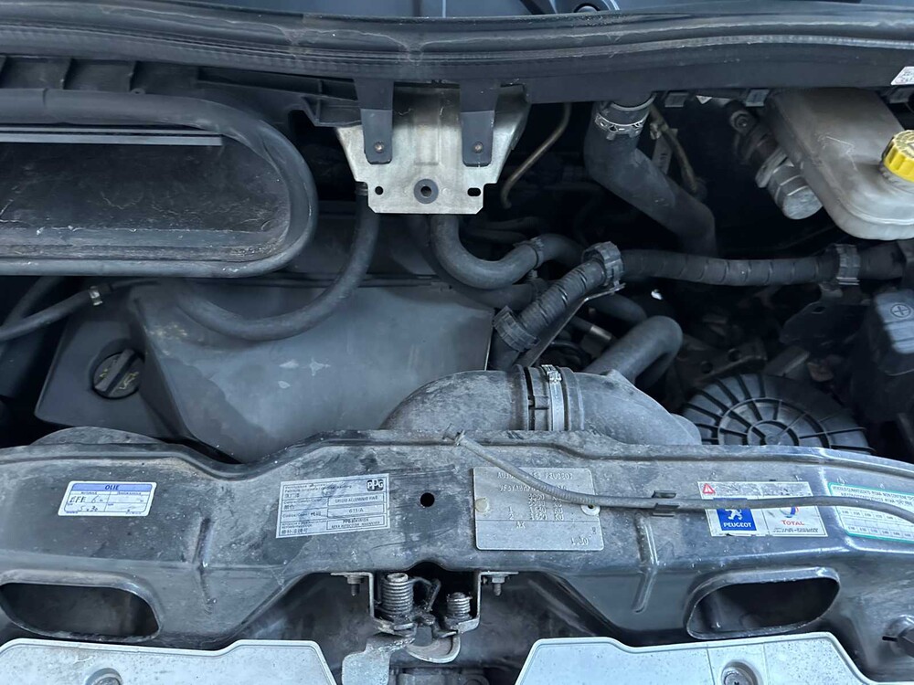 Peugeot Boxer 330 2.2 HDI L2H1 DC 120pk 2008 (6-persoons), 09-VRD-9