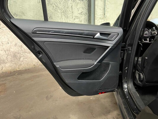 Volkswagen Golf GTE 1.4 TSI 150pk 2015, HB-972-G