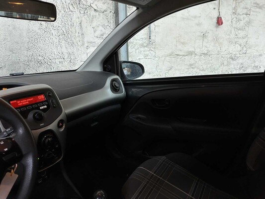 Peugeot 108 1.0 e-VTi Active 69pk 2018, SL-329-L