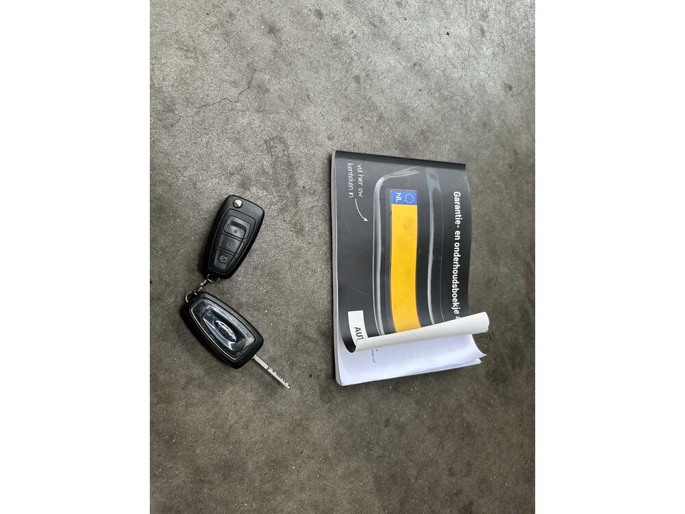 Ford Focus 1.6 TI-VCT Titanium -Automaat- 125pk 2013, HZ-292-H