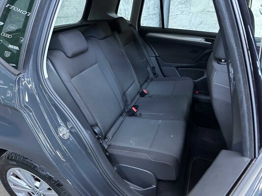 Volkswagen Golf Sportsvan 1.0 TSI Highline 110pk 2018, N-155-RT