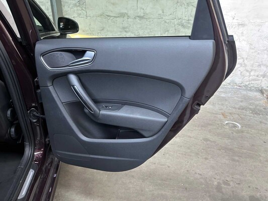 Audi A1 Sportback 1.4 TFSI S-line PDC 122pk 2013, 7-KFN-93