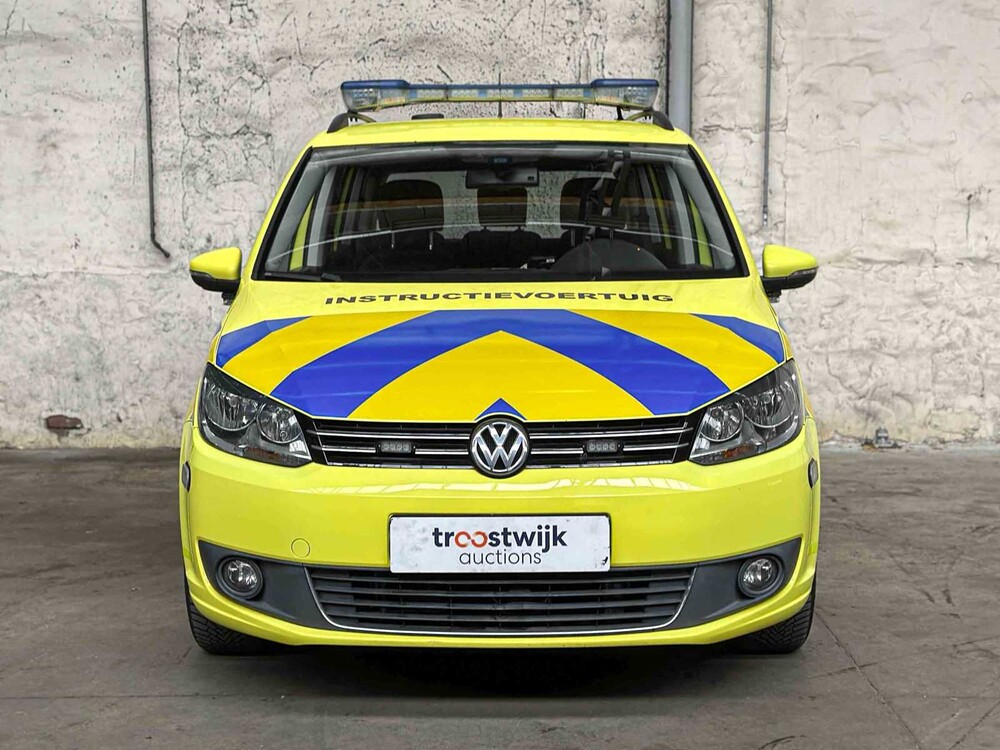 Volkswagen Touran 2.0 TDI Comfortline BlueMotion (AUTOMAAT) 140pk 2013, 8-KNN-06