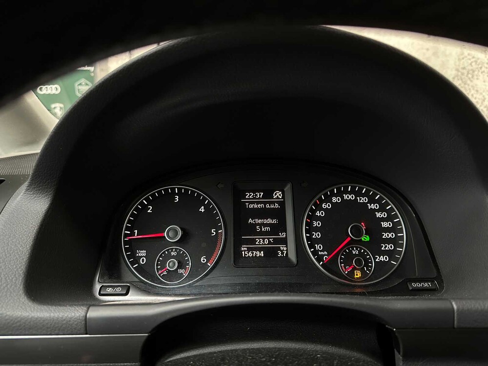 Volkswagen Touran 2.0 TDI Comfortline BlueMotion (AUTOMAAT) 140pk 2013, 8-KNN-06