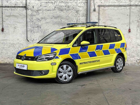 Volkswagen Touran 2.0 TDI Comfortline BlueMotion (AUTOMAAT) 140pk 2013, 8-KNN-06