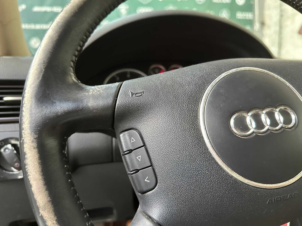 Audi A6 Avant 2.4 Quattro Exclusive 170pk 2002, 14-JP-NK