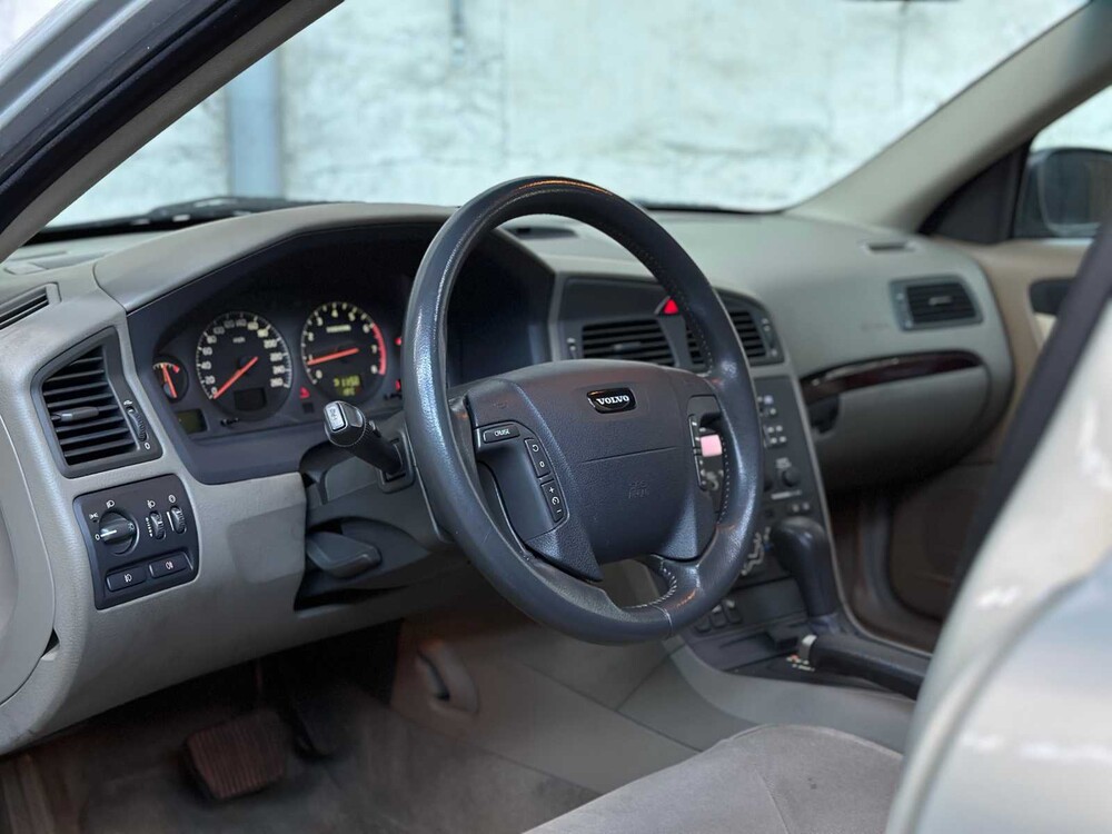 Volvo V70 2.4 T G.Ocean Race 200pk 2002, 97-JS-SG