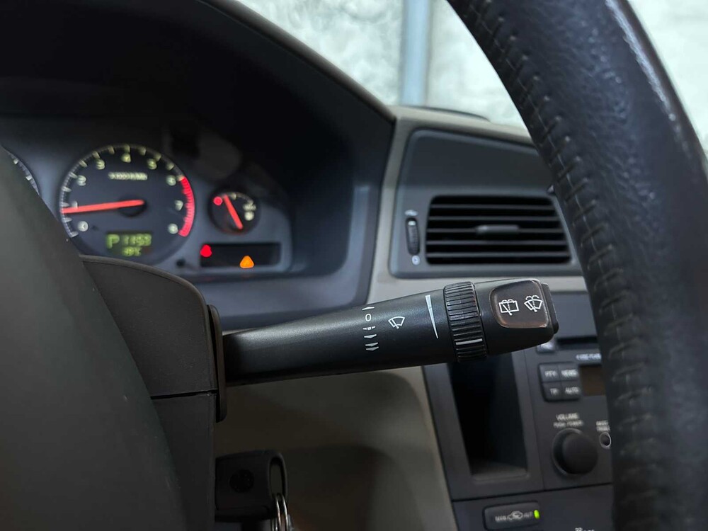 Volvo V70 2.4 T G.Ocean Race 200pk 2002, 97-JS-SG