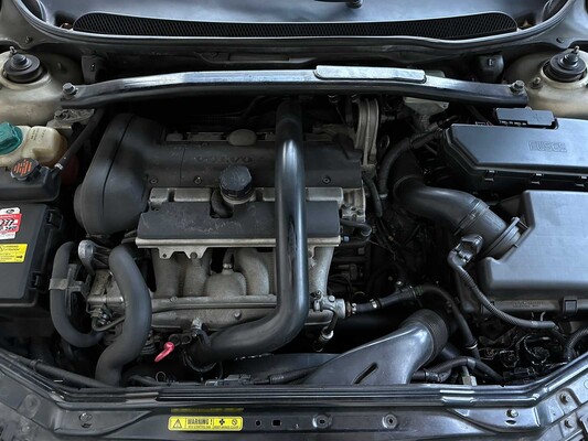 Volvo V70 2.4 T G.Ocean Race 200pk 2002, 97-JS-SG