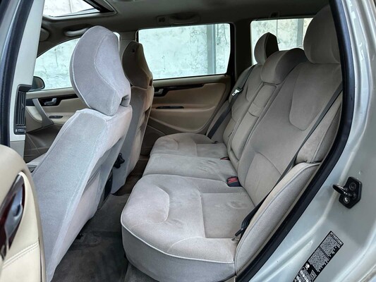 Volvo V70 2.4 T G.Ocean Race 200pk 2002, 97-JS-SG