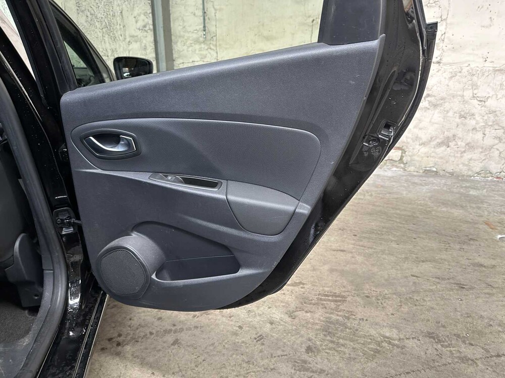 Renault Clio Estate 0.9 TCe Limited 90pk 2020, H-550-BF