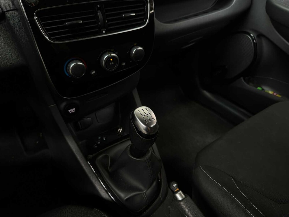 Renault Clio Estate 0.9 TCe Limited 90pk 2020, H-550-BF