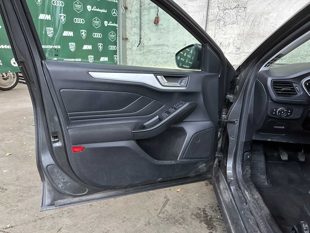 Ford Focus Wagon 1.0 EcoBoost Trend Edition Business 101pk 2020 (Org-NL & Eerst eigenaar), J-930-GX