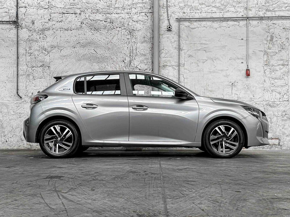 Peugeot 208 1.2 PureTech Style 75pk 2022, S-682-FJ
