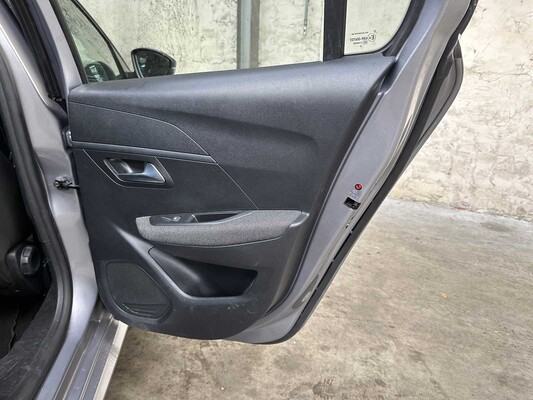 Peugeot 208 1.2 PureTech Style 75pk 2022, S-682-FJ