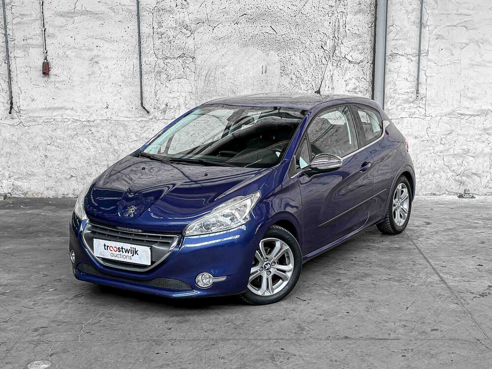 Peugeot 208 1.4 VTi Allure 95pk 2012, 31-XVB-3
