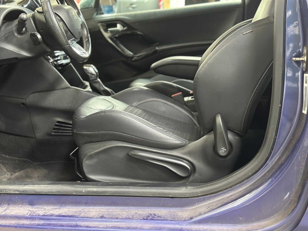 Peugeot 208 1.4 VTi Allure 95pk 2012, 31-XVB-3