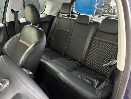 Peugeot 208 1.4 VTi Allure 95pk 2012, 31-XVB-3