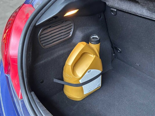 Peugeot 208 1.4 VTi Allure 95pk 2012, 31-XVB-3