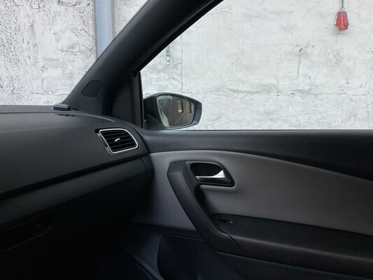 Volkswagen Polo 1.4 TSI BlueGT (WRC Livery) 140pk 2013, PH-445-X