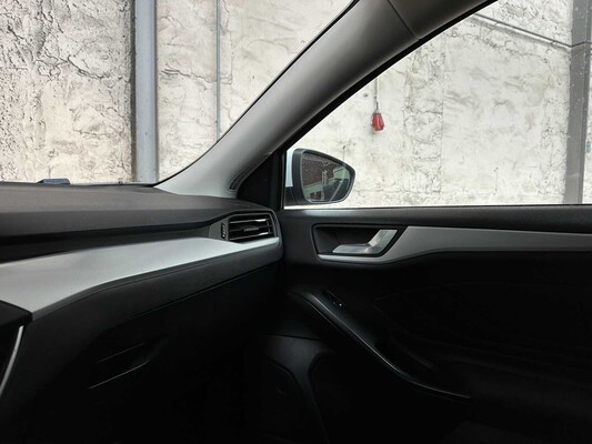 Ford Focus Wagon 1.0 EcoBoost Trend Edition Business 2019 (Org-NL & eerste eigenaar), G-954-KJ