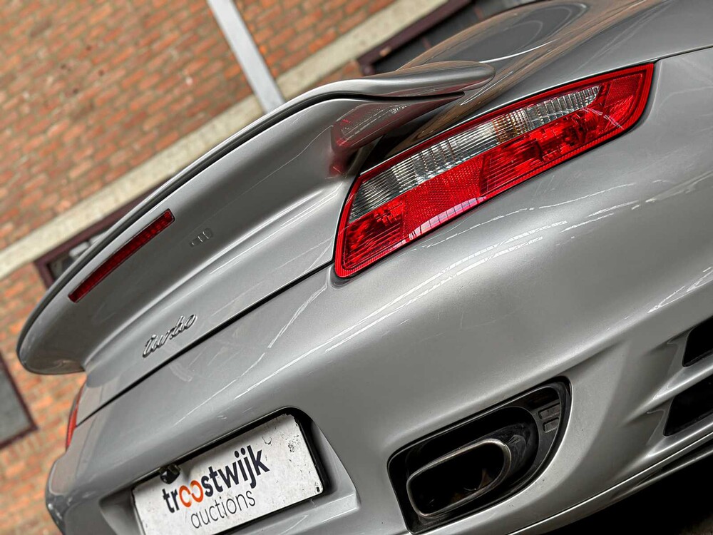 Porsche 911 997 Turbo Cabriolet 3.6 TT Handgeschakeld 480pk 2009