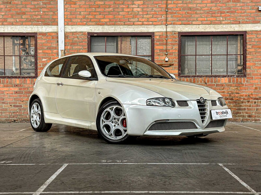 Alfa Romeo 147 GTA 3.2 V6 250pk 2005 -Youngtimer-