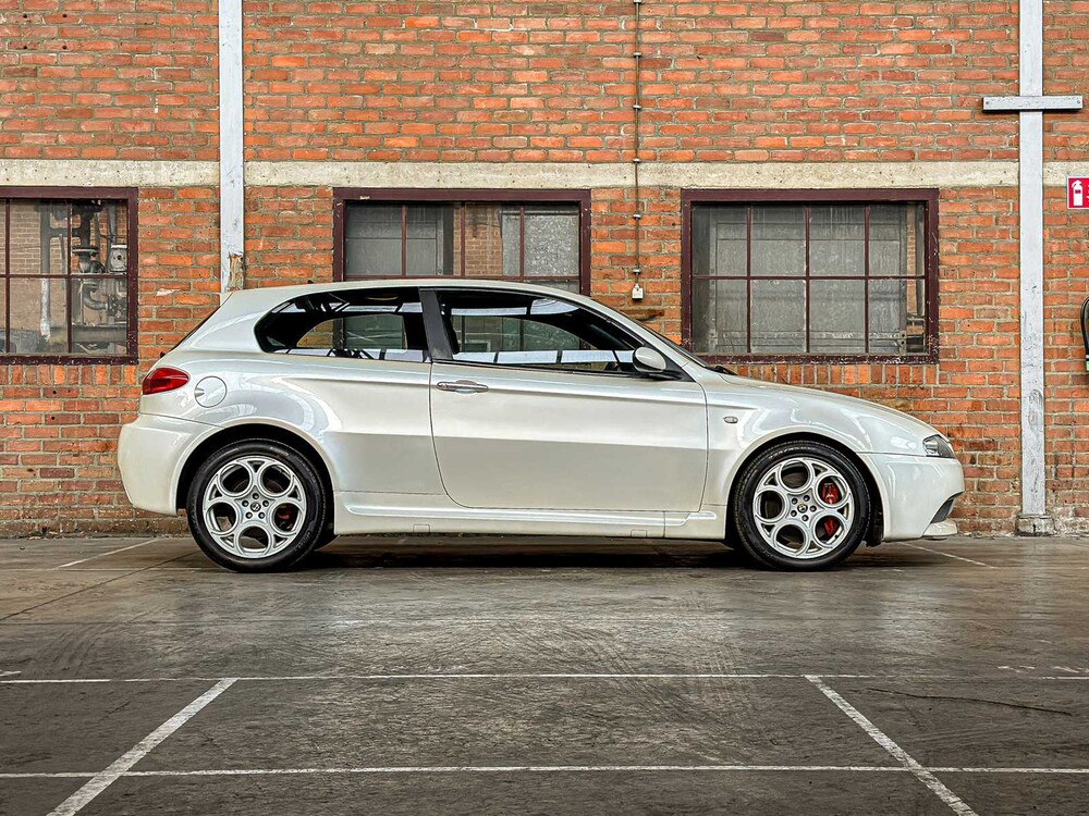Alfa Romeo 147 GTA 3.2 V6 250pk 2005 -Youngtimer-
